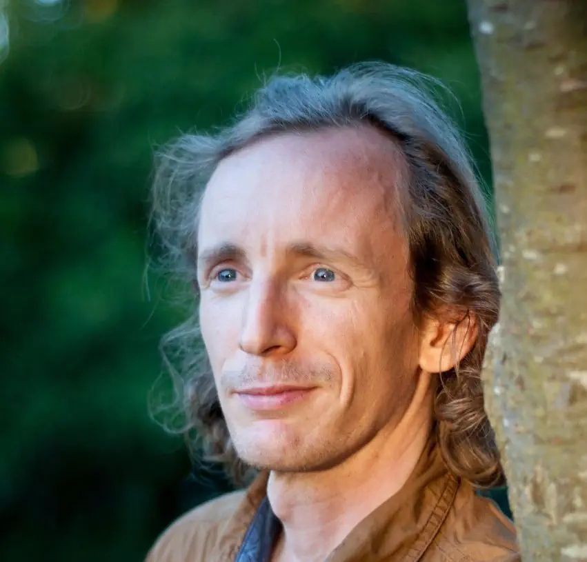Pierre-Devos-arbre