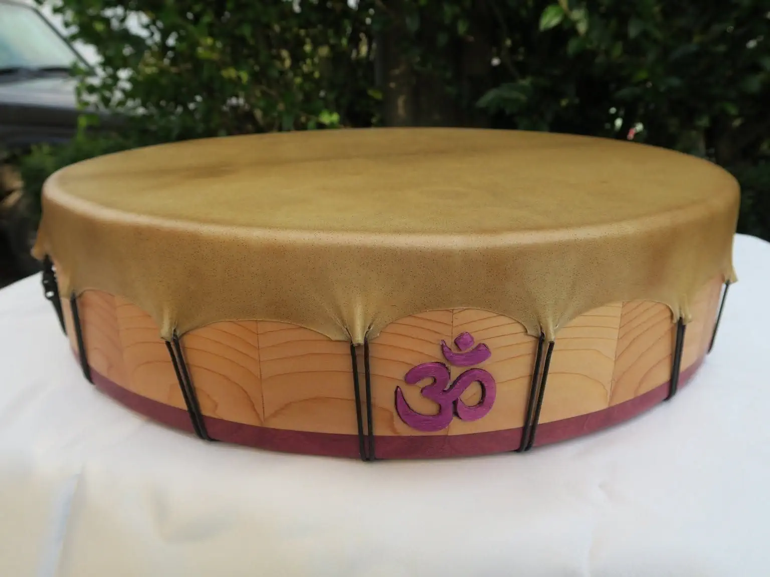 Cadre de tambour en bois marqueté