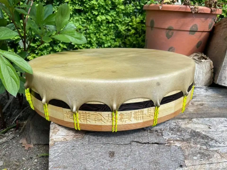 Tambour chamanique fait main