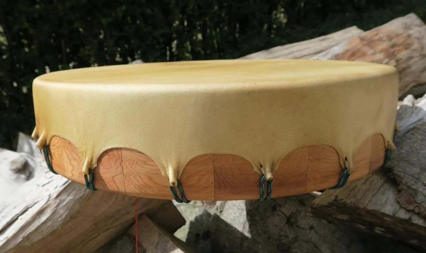 Tambour chamanique fait main