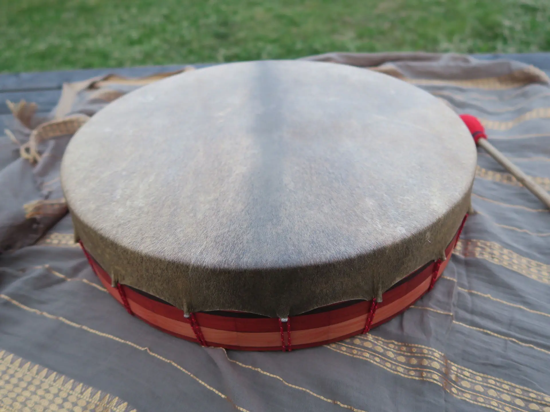 Tambour chamanique fait main