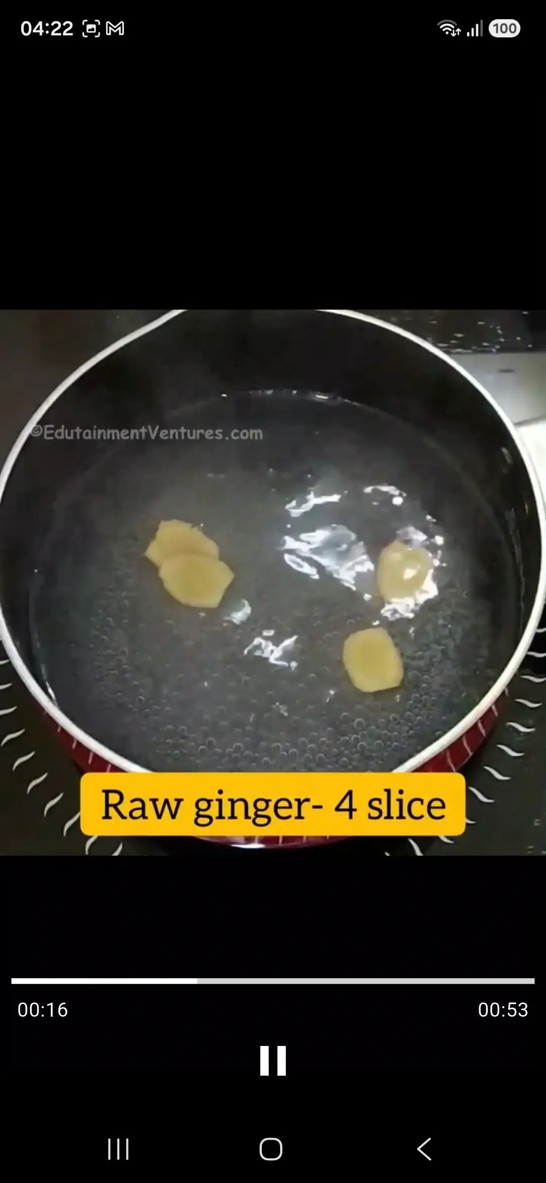 Infusion de gingembre en préparation